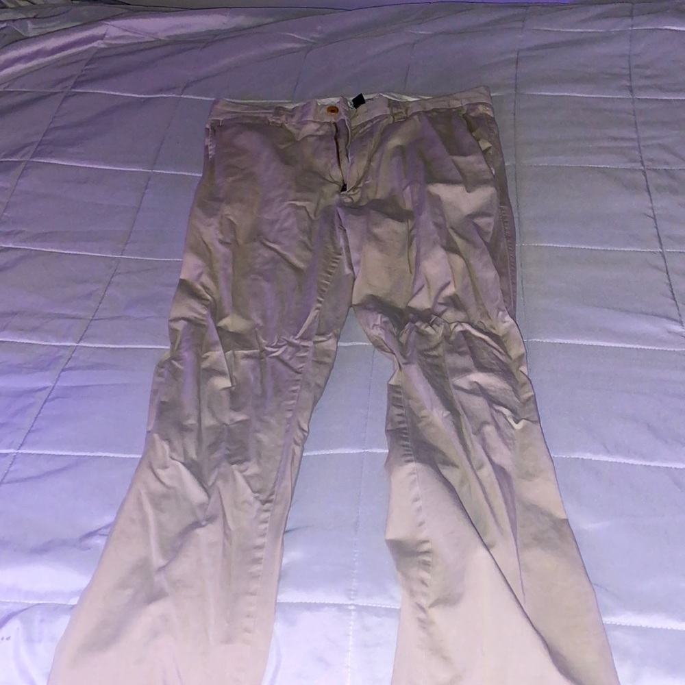 Men’s banana republic straight khaki pants. Size 32x32